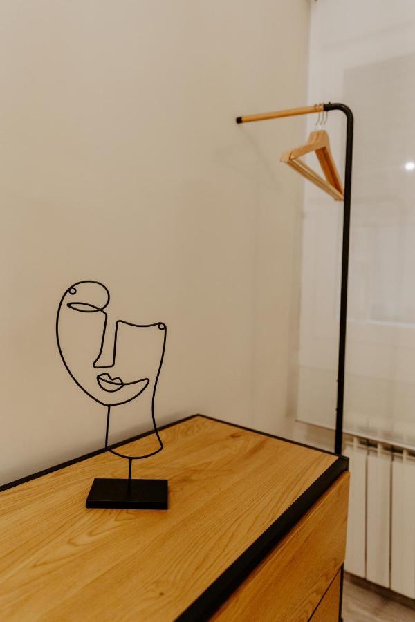 Apartamento Vara De Rey Logroño Exterior foto