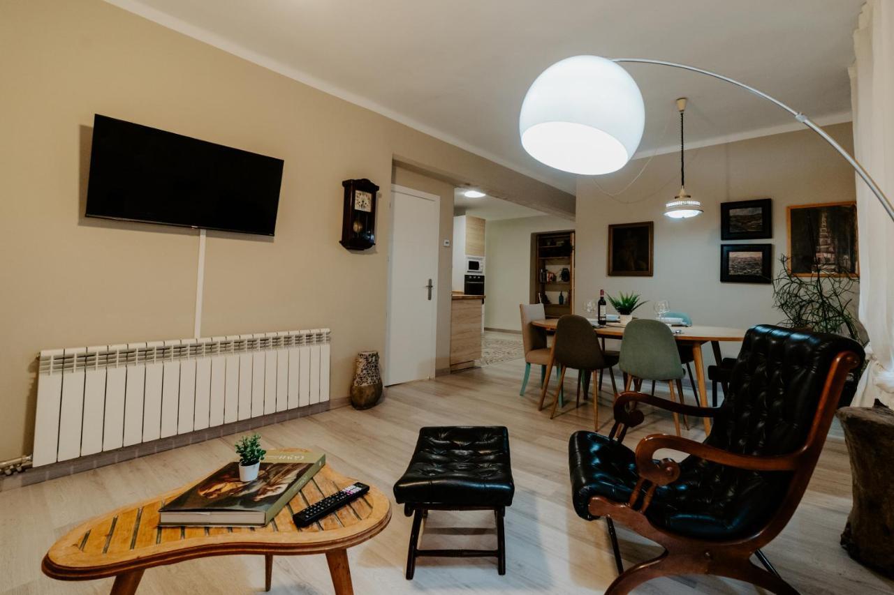 Apartamento Vara De Rey Logroño Exterior foto